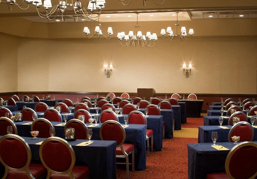 Doubletree By Hilton Cincinnati Airport Hebron Exterior foto